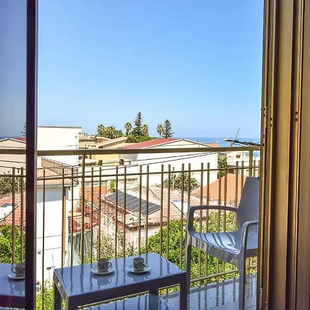 2 Bedroom Lovely In Marina Di Caronia Caronia Marina